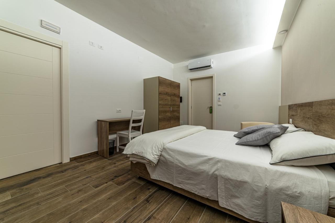 B&B Villa Elianto 노타레스코 외부 사진